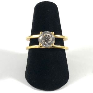 Beautiful Gold Tone CZ Vintage Avon Ring Size 7